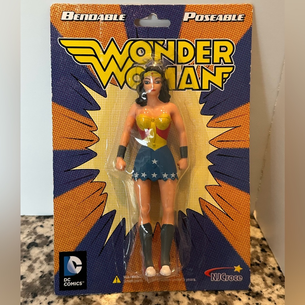 Wonder Woman action figure Bendable and Pose-able 5.5” Tall